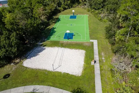 1007 Ne Trailside Run Port Saint Lucie FL 34983