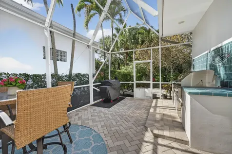 231 Seaside Pathway Vero Beach FL 32963