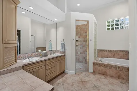 231 Seaside Pathway Vero Beach FL 32963