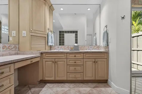 231 Seaside Pathway Vero Beach FL 32963
