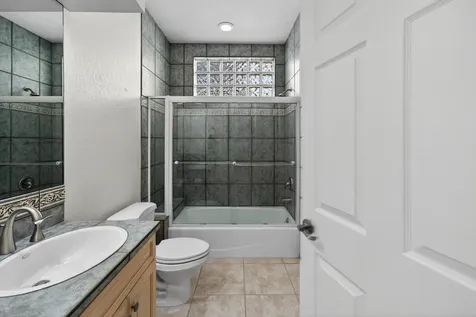 231 Seaside Pathway Vero Beach FL 32963