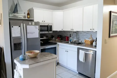 131 Easthampton F West Palm Beach FL 33417