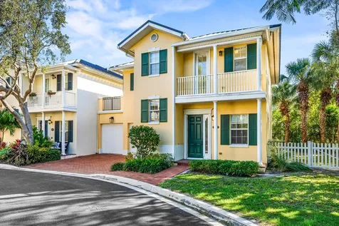 1063 E Heritage Club Circle Delray Beach FL 33483