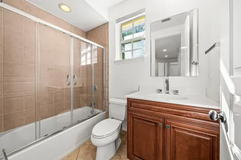1063 E Heritage Club Circle Delray Beach FL 33483