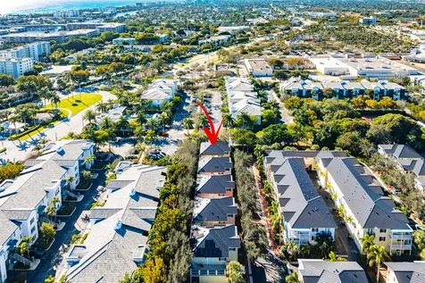 1063 E Heritage Club Circle Delray Beach FL 33483