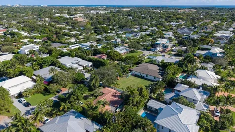 302 Nw 17th Street Delray Beach FL 33444