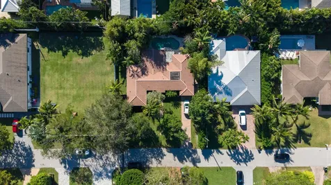 302 Nw 17th Street Delray Beach FL 33444