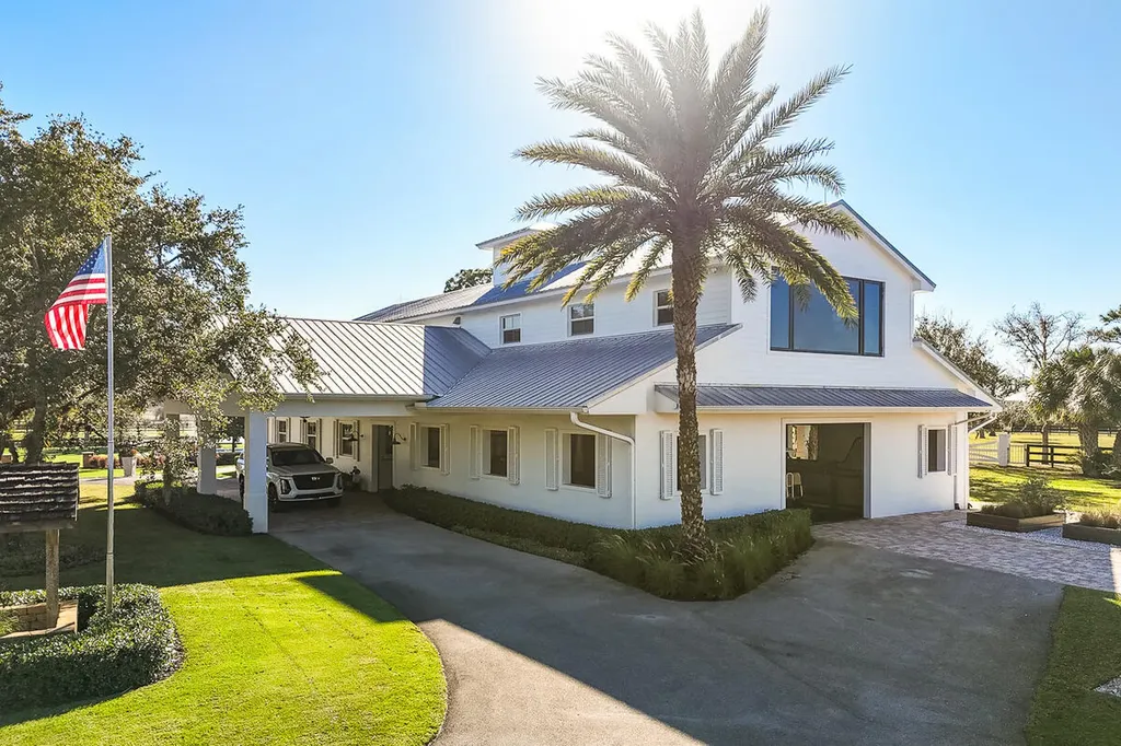 2541 Sw Trailside Path Stuart FL 34997