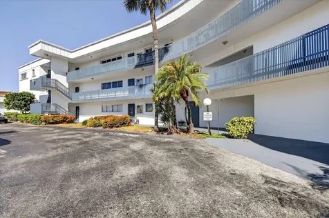 200 Waterway Drive Lantana FL 33462