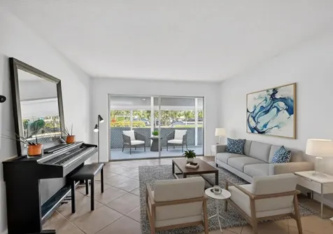 200 Waterway Drive Lantana FL 33462