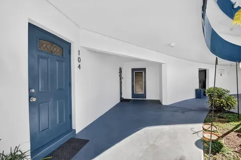 200 Waterway Drive Lantana FL 33462