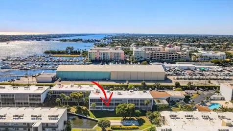 200 Waterway Drive Lantana FL 33462
