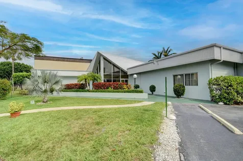 200 Waterway Drive Lantana FL 33462