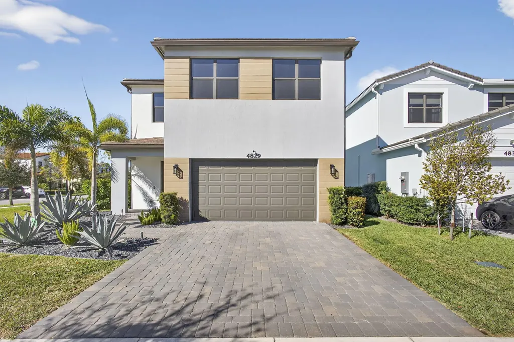 4829 Sand Dollar Drive The Acreage FL 33470