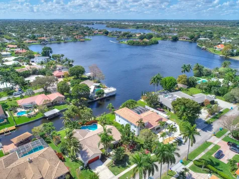 752 SW 36th Avenue Delray Beach FL 33445