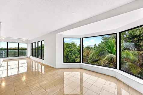 4605 S Ocean Boulevard Highland Beach FL 33487