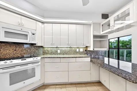 4605 S Ocean Boulevard Highland Beach FL 33487
