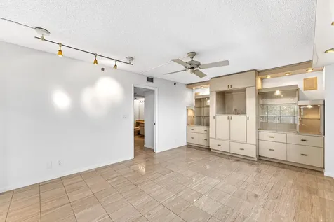 4605 S Ocean Boulevard Highland Beach FL 33487