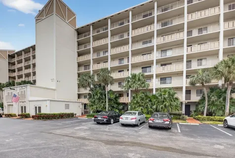 14475 Strathmore Lane Delray Beach FL 33446
