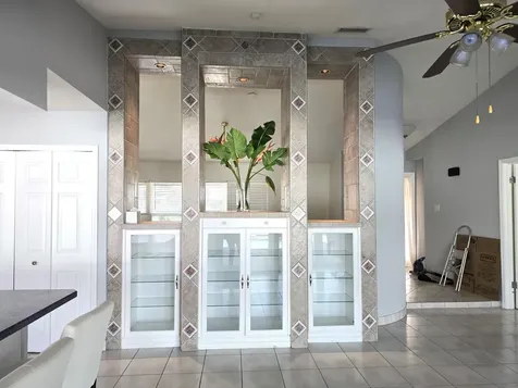 1011 Se Spinnaker Avenue Port Saint Lucie FL 34983