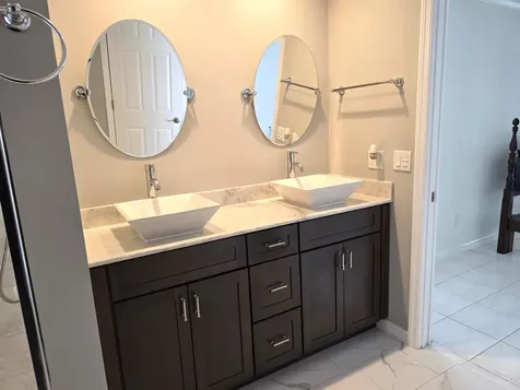 1011 Se Spinnaker Avenue Port Saint Lucie FL 34983