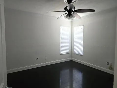 1011 Se Spinnaker Avenue Port Saint Lucie FL 34983