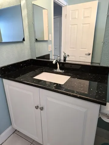 1011 Se Spinnaker Avenue Port Saint Lucie FL 34983
