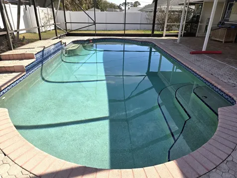 1011 Se Spinnaker Avenue Port Saint Lucie FL 34983