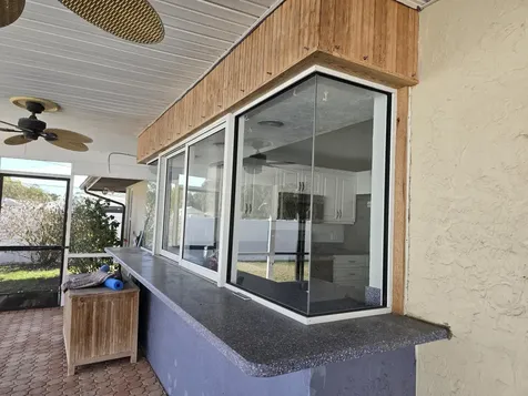 1011 Se Spinnaker Avenue Port Saint Lucie FL 34983