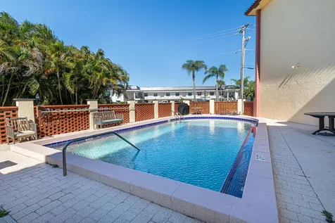 327 Southwind Drive North Palm Beach FL 33408