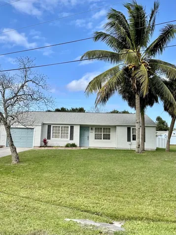 2289 SE Baron Street Port Saint Lucie FL 34952