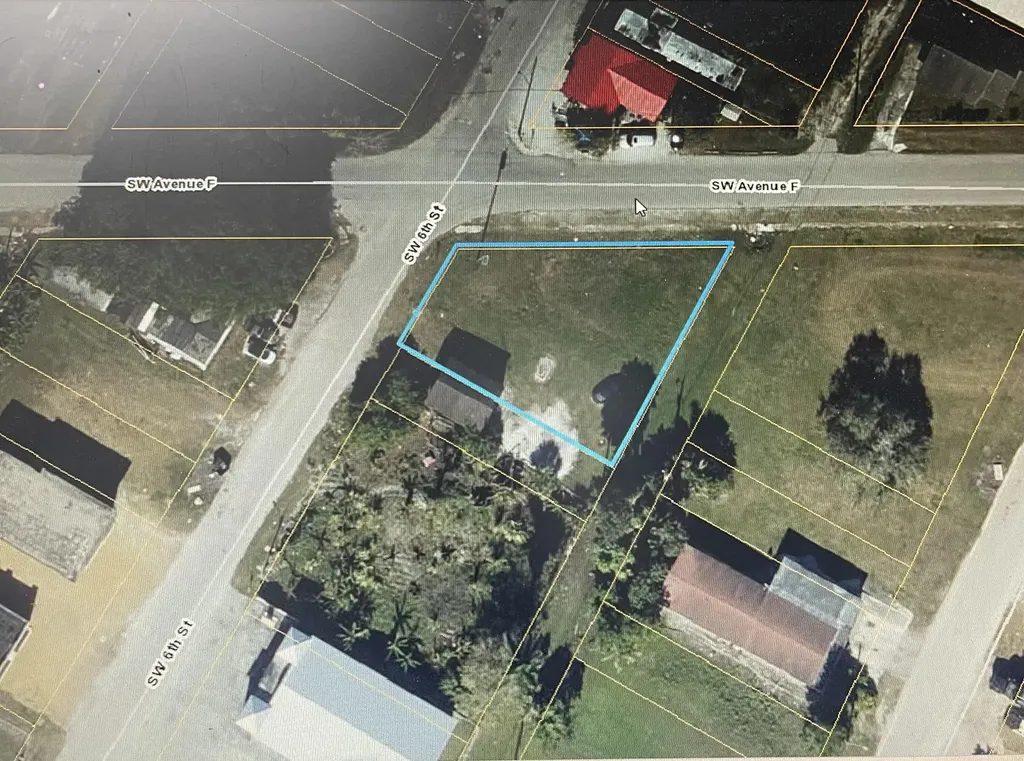 601 SW 6th Street Belle Glade FL 33430