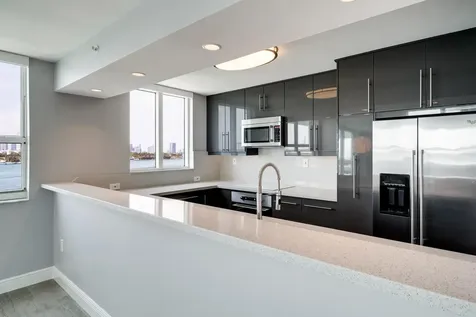 650 W West Avenue Miami Beach FL 33139