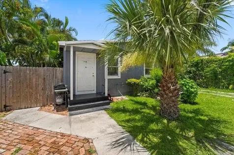 3593 Elizabeth Street Palm Springs FL 33461