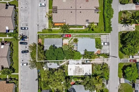 3593 Elizabeth Street Palm Springs FL 33461