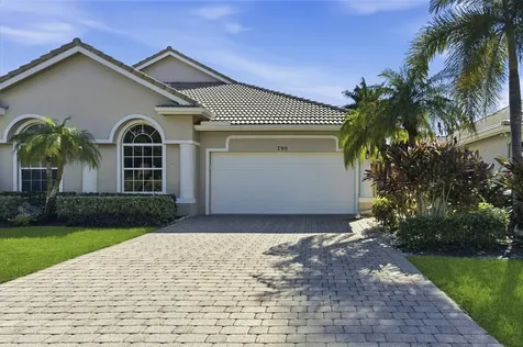 790 Nw Red Pine Way Jensen Beach FL 34957