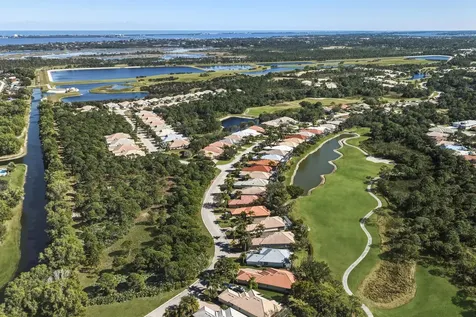 790 Nw Red Pine Way Jensen Beach FL 34957