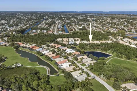 790 Nw Red Pine Way Jensen Beach FL 34957