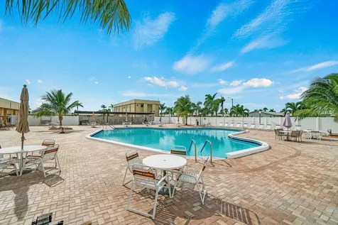2893 Crosley Drive West Palm Beach FL 33415