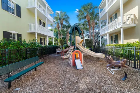 1002 E Heritage Club Circle Delray Beach FL 33483