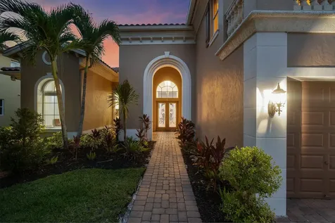 3381 Lago De Talavera Lake Worth FL 33467