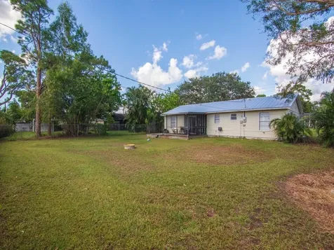 542 Se Faith Terrace Port Saint Lucie FL 34983