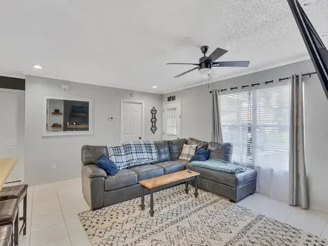542 Se Faith Terrace Port Saint Lucie FL 34983