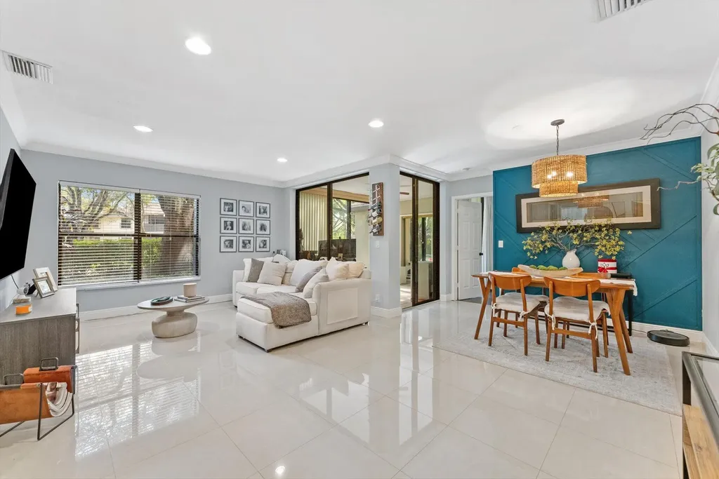 4475 Carambola Circle Coconut Creek FL 33066