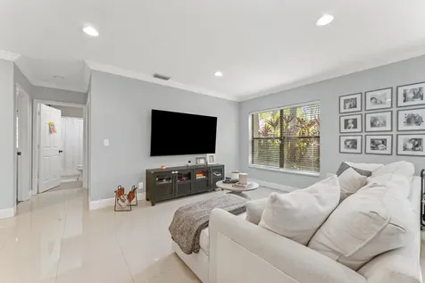 4475 Carambola Circle Coconut Creek FL 33066