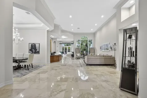 120 Via Mariposa Palm Beach Gardens FL 33418