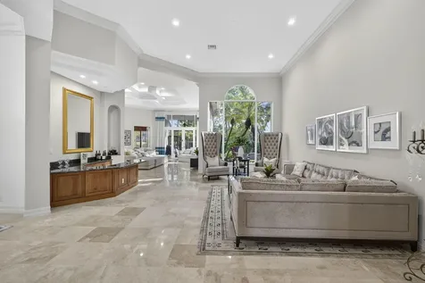 120 Via Mariposa Palm Beach Gardens FL 33418