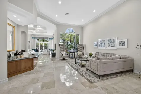 120 Via Mariposa Palm Beach Gardens FL 33418