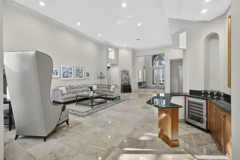 120 Via Mariposa Palm Beach Gardens FL 33418