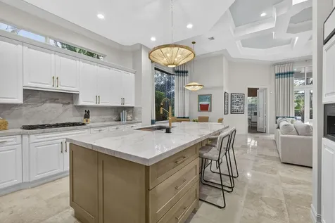 120 Via Mariposa Palm Beach Gardens FL 33418